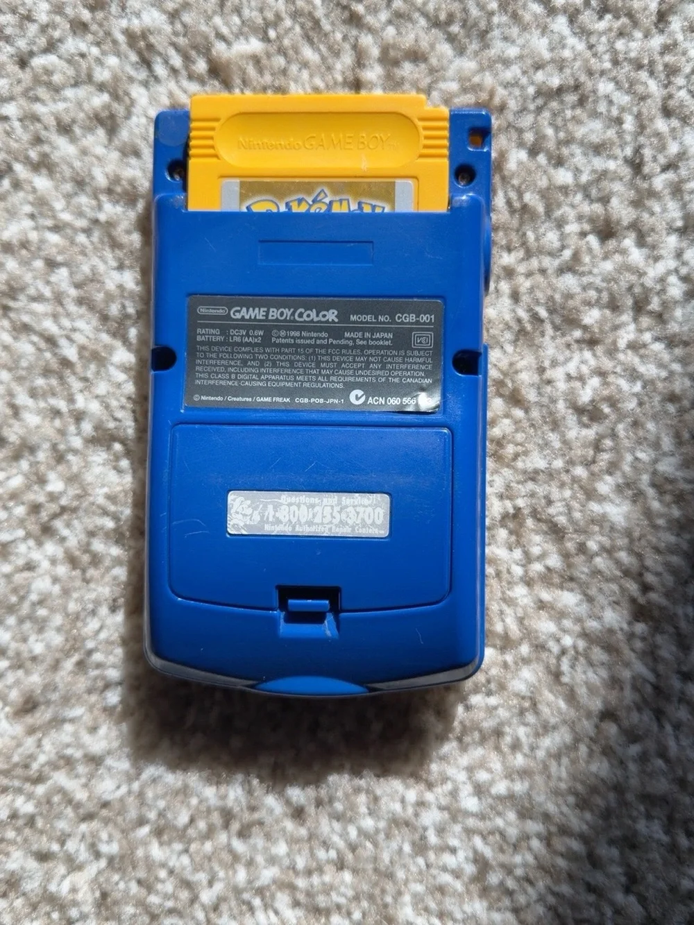 Working! Nintendo GameBoy Color Pokemon Pikachu Edition Yellow/Blue